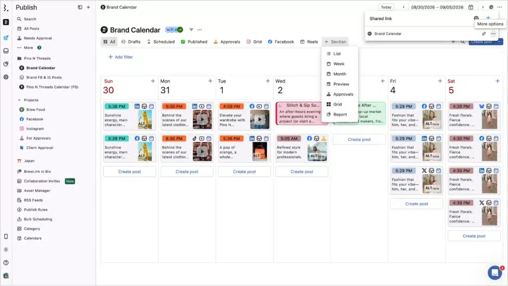 Tableau de bord « Calendrier de marque » de Statusbrew affichant les publications programmées sur les réseaux sociaux sous forme de calendrier hebdomadaire, avec des options permettant d'afficher la liste, la semaine, le mois, l'aperçu, les validations, la grille et les rapports.
